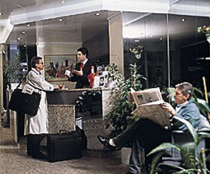 Ambassador Hotel Frankfurt am Main Exteriör bild